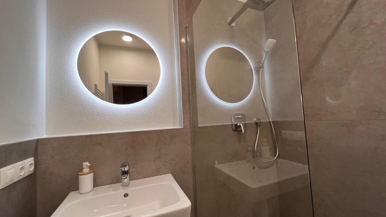 Appartement 2 Apartment, New Building, Bosakova Street, 49 Bratislava
